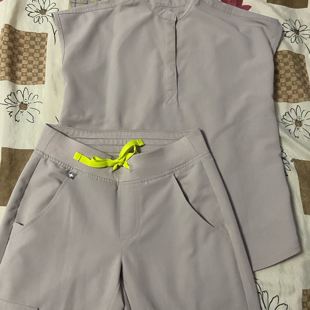 FIGS Scrubs Set XXS in Slate